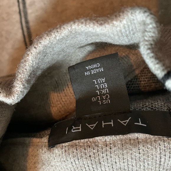 Tahari Sweater - Picture 4 of 11